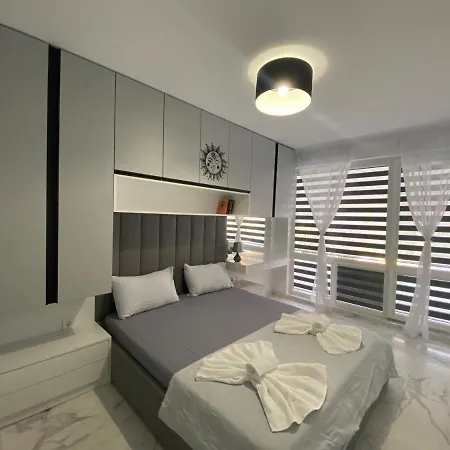 Apartment Cherno 1 N