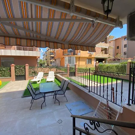 Apartment Cherno 1 N